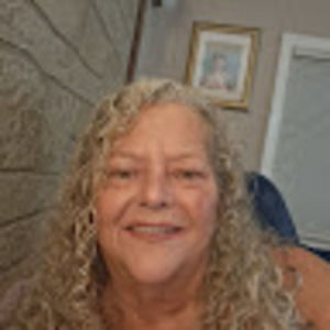 Meet your Posher, Trina